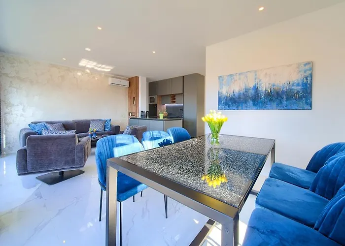 아파트 Penthouse Rosa 말린스카